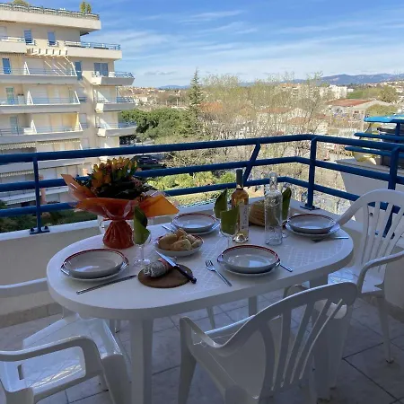 A Frejus, Piscine, A 500m, Clim, Parking, Terrasse, 4 Couchages - Fr-1-226a-110